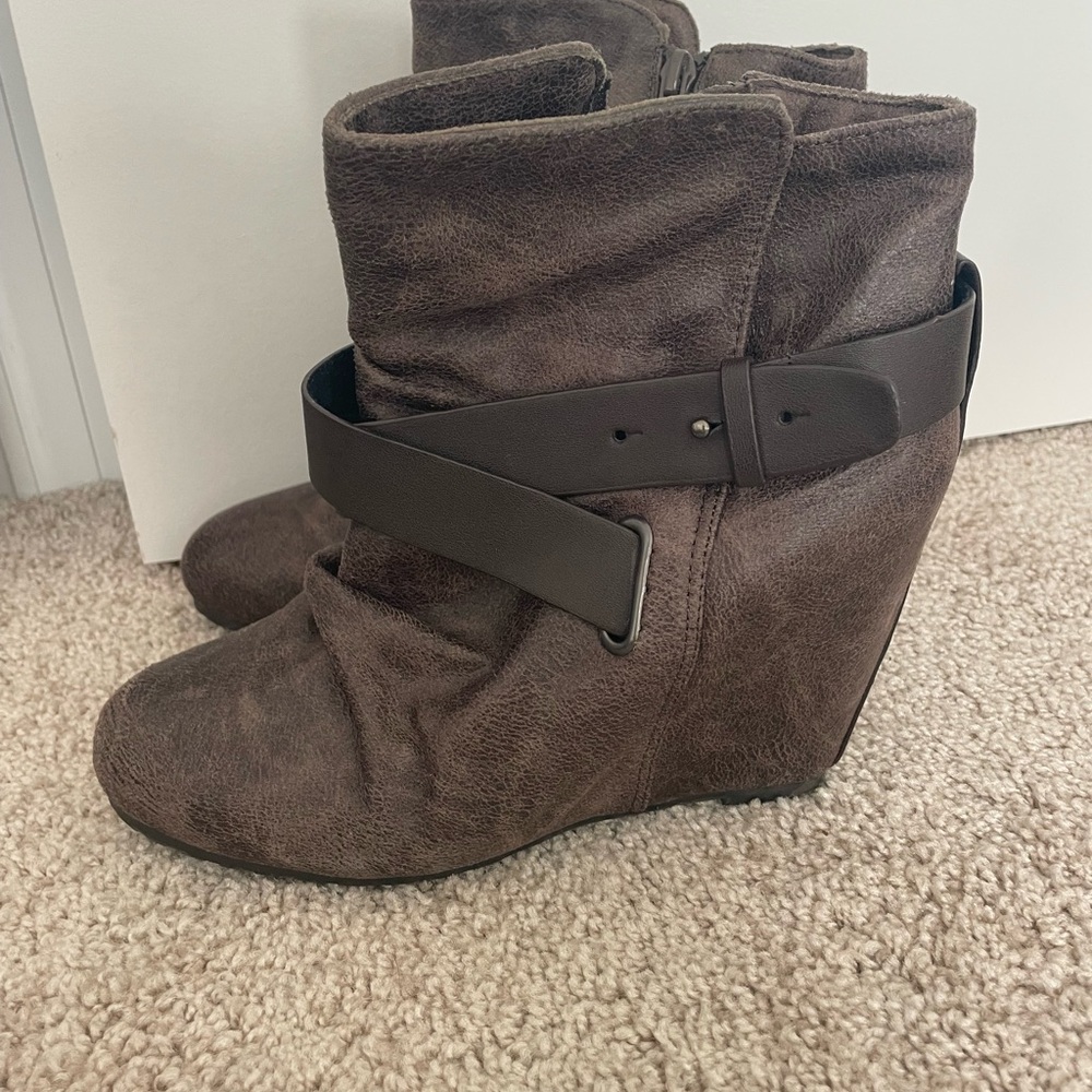 Aldo Dark Brown Wedge Boots Size 8.5